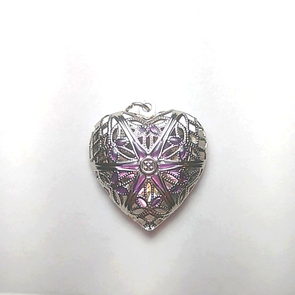 Jewelry - Heart Locket